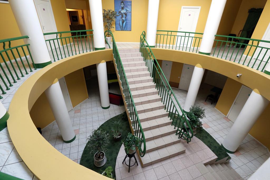 Vaivorykste Ξενοδοχείο Σιαουλιάι Εξωτερικό φωτογραφία